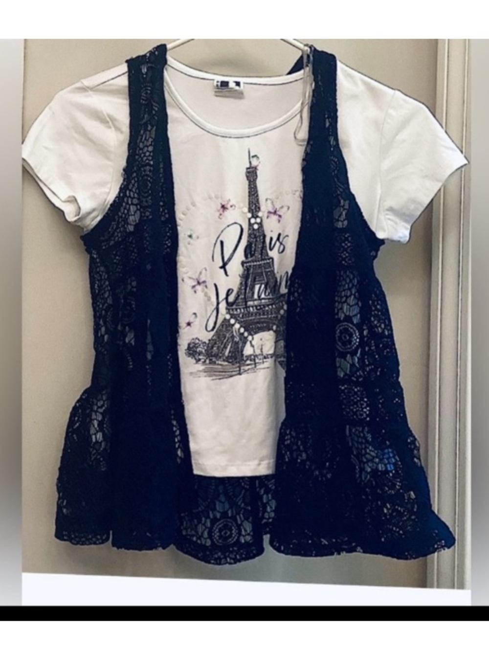 Girls Like New Self Esteem Floral Paris Top W/Removable Black Ruffle Lace Vest.